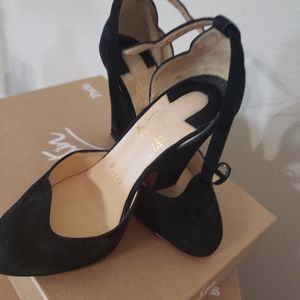 Christian louboutin  Size  4.5
